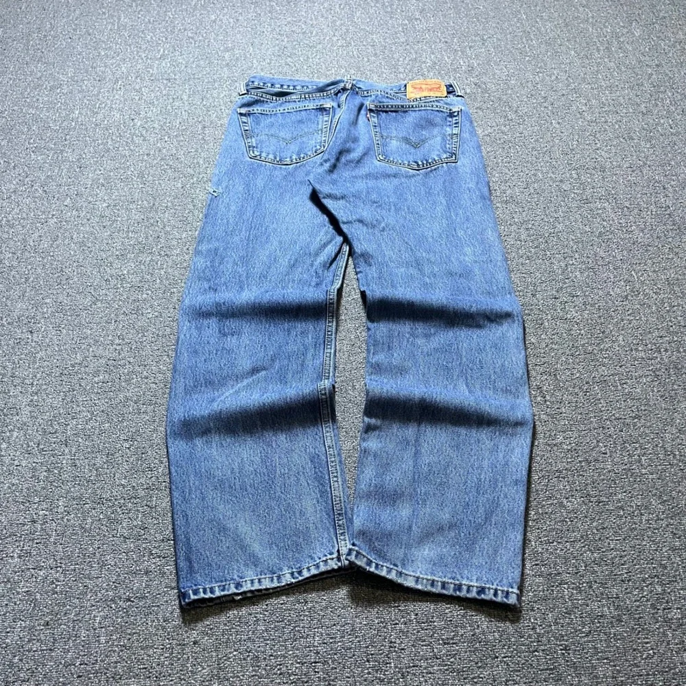 Levi's 505 Straight Leg Jeans 36x32 Blue Denim Distressed Classic Skater